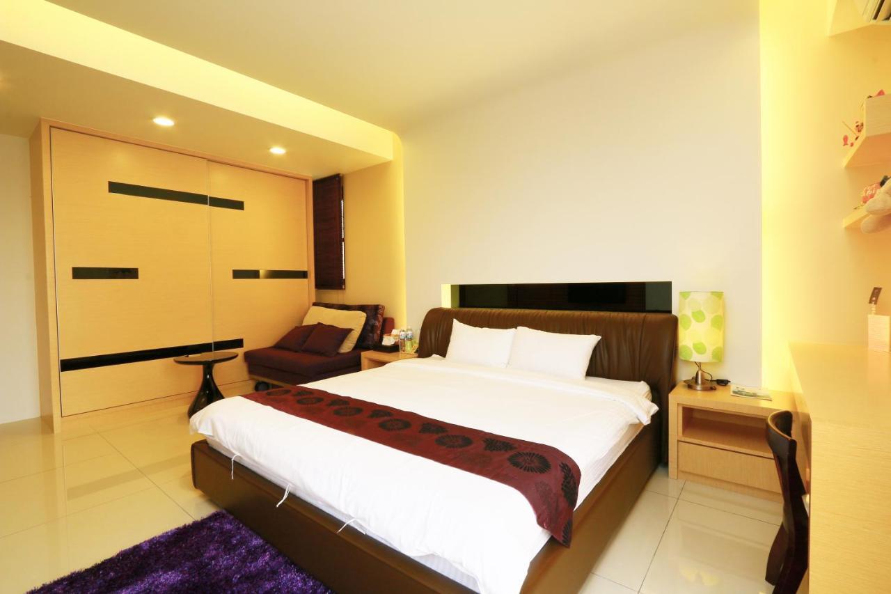 Sakura Love River Bed And Breakfast Dongshan  Exterior foto